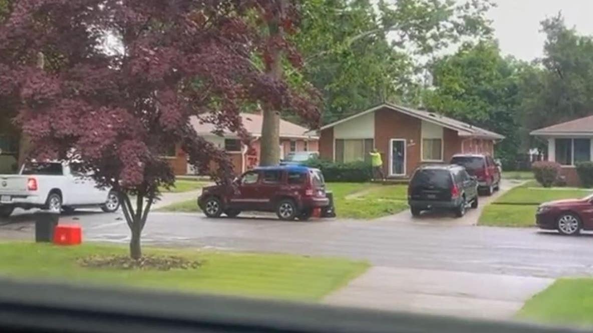 Viewer video captures daytime shooting in Livonia that injured 2